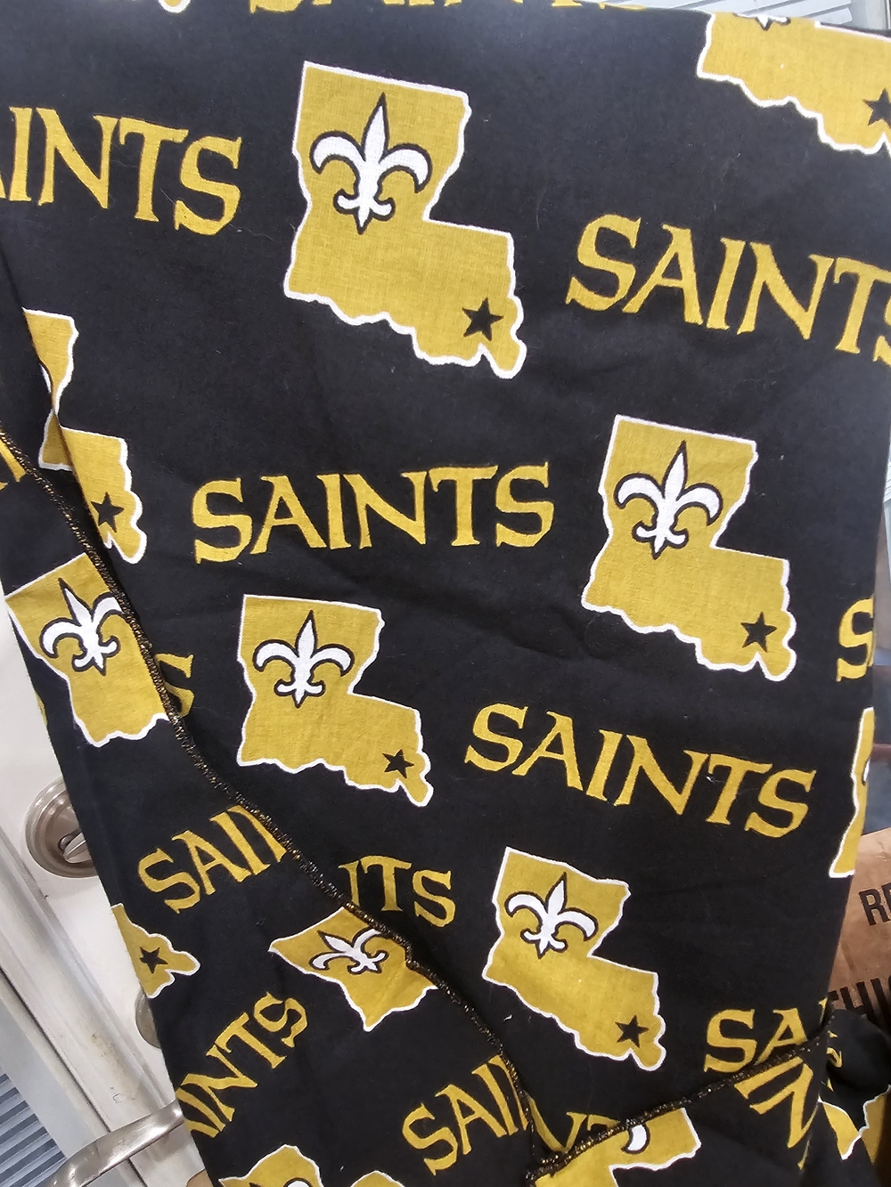 New Orleans Saints Matching Table Runner, Napkins, & Carry Cup